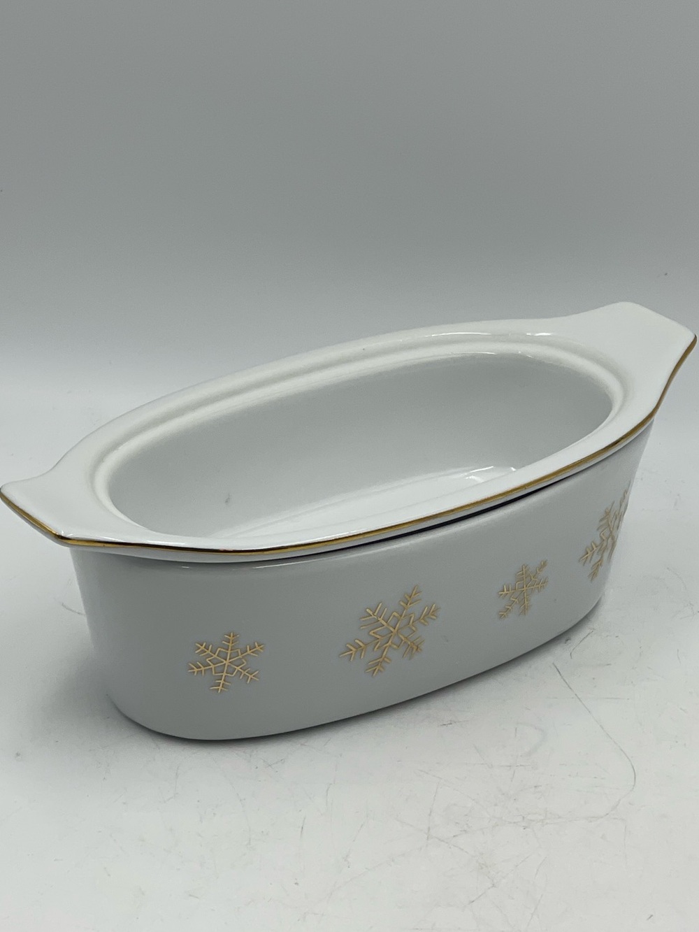 Vintage Cook Street: “Snowflake” Porcelain Butter Boat 2pc Base & Inner Tray Set